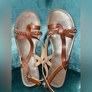 Size 9 brown sandals